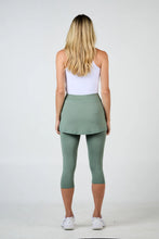 Sofibella ABAZA SKORT - UV STAPLES 7011ARM Color: Army Size: Small