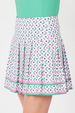 Sofibella 16" PLEATED SKORT - NANTUCKET 2543NAKNAK Color: Nantucket Size: Small