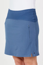 Sofibella 16" SKORT - QUIET FORCE 2549QUFTWL Color: Twilight Size: Small
