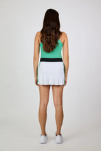Sofibella 14" SKORT - ALPINE STORY 2532ALPWHT Color: White Size: Small