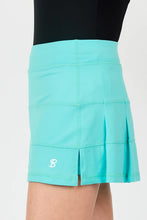 Sofibella 14" PANEL SKORT - UV COLOR 2177AIR Color: Air Size: Small