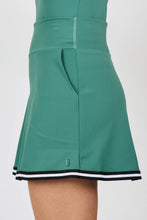 Sofibella 16" SKORT - FRESH AIR 2646FREPIE Color: Pine Size: Small