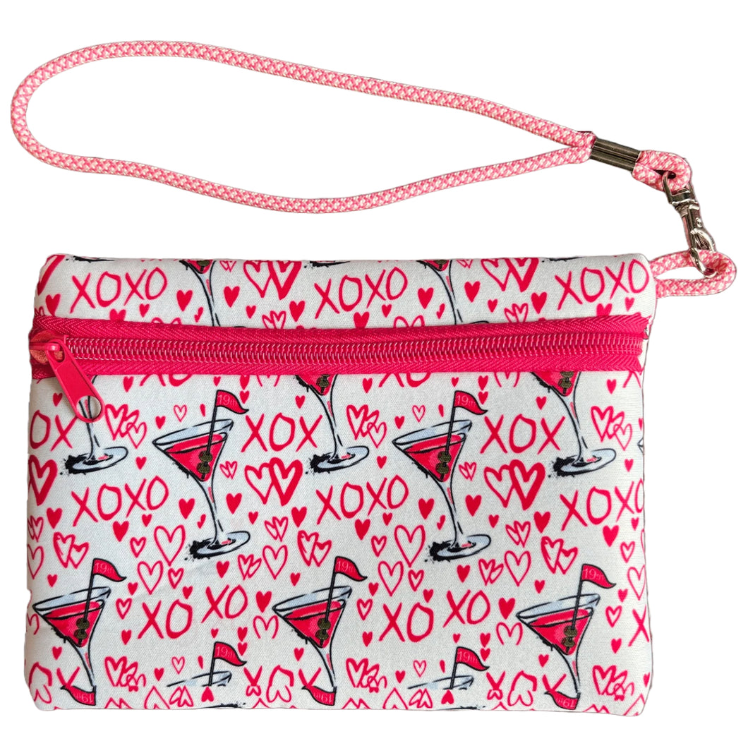 Wristlet - XOXO