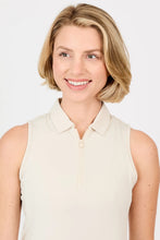 Sofibella MOCK NECK SLEEVELESS - QUIET FORCE 2498QUFALB Color: Alabaster Size: Small