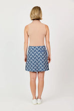 Sofibella 17" SKORT - QUIET FORCE 2499QUFGBF Color: Geo Ball Flower Size: Small